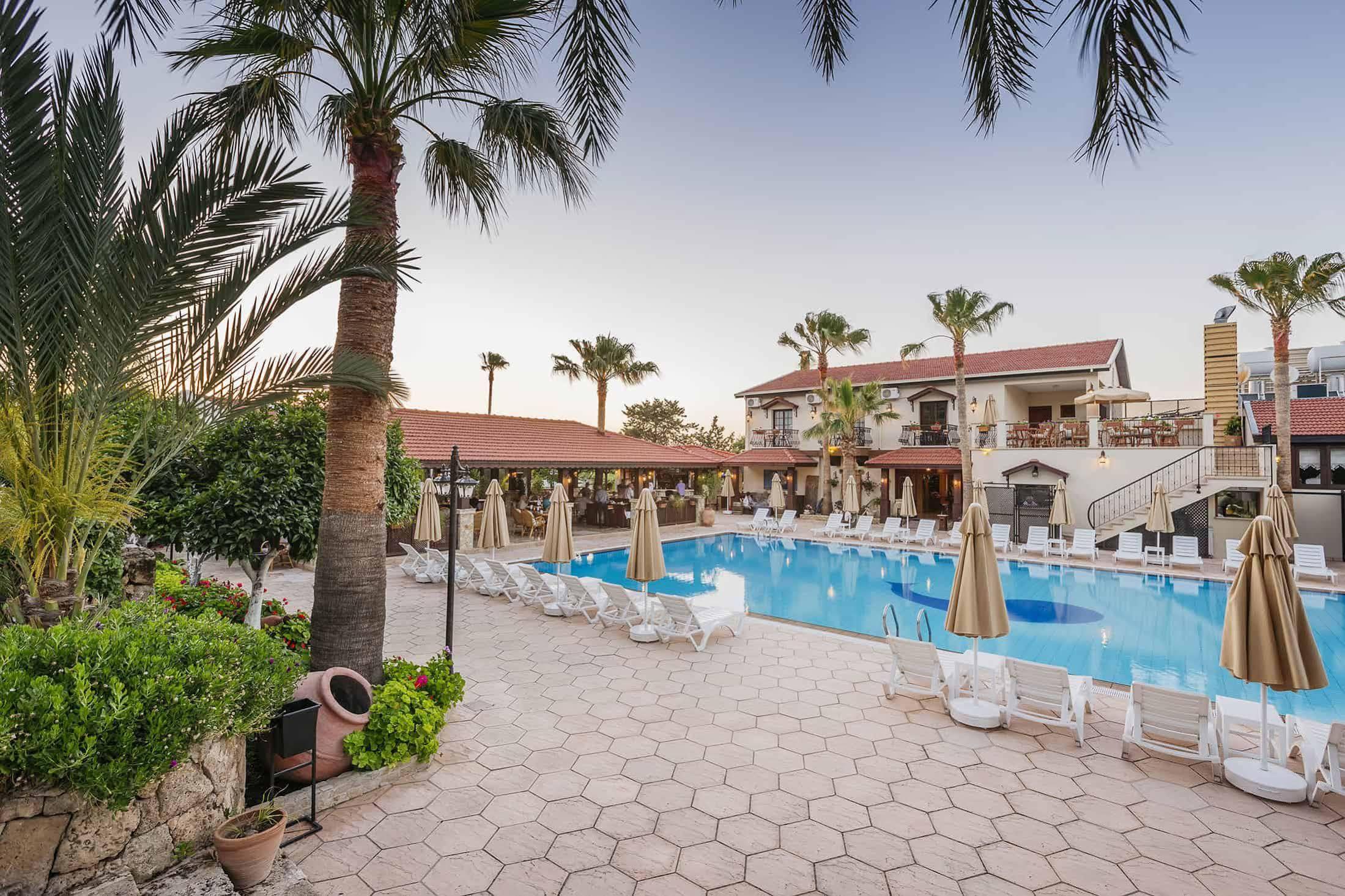 Almond Holiday Village & Hotel Karavas  Exterior foto
