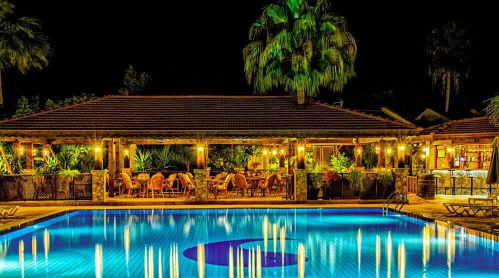 Almond Holiday Village & Hotel Karavas  Exterior foto